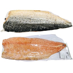 Филе семги холодного копчения на коже 1/2 тушки ТРИМ В 1,5-2,3 кг Пеликан зам.