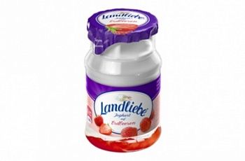 Йогурт LandLiebe 3,2% клубника 6шт х 130г